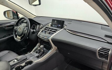 Lexus NX I, 2016 год, 3 115 000 рублей, 13 фотография