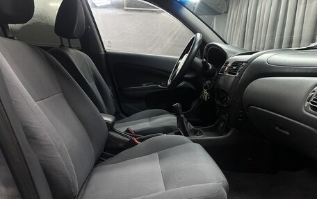 Nissan Almera, 2005 год, 299 999 рублей, 12 фотография