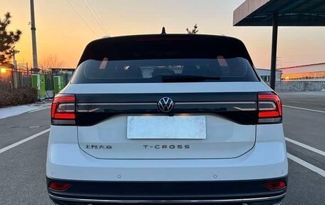 Volkswagen T-Cross I, 2021 год, 1 375 000 рублей, 4 фотография