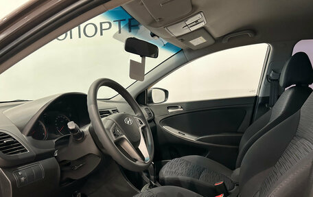 Hyundai Solaris II рестайлинг, 2015 год, 1 099 000 рублей, 16 фотография