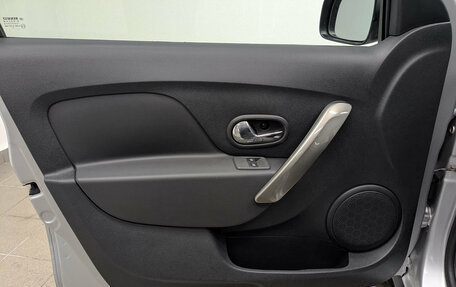 Renault Sandero II рестайлинг, 2017 год, 1 210 000 рублей, 18 фотография