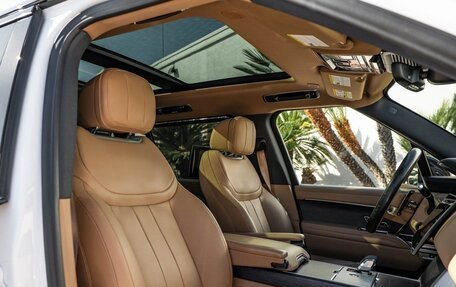 Land Rover Range Rover IV рестайлинг, 2025 год, 16 900 000 рублей, 12 фотография