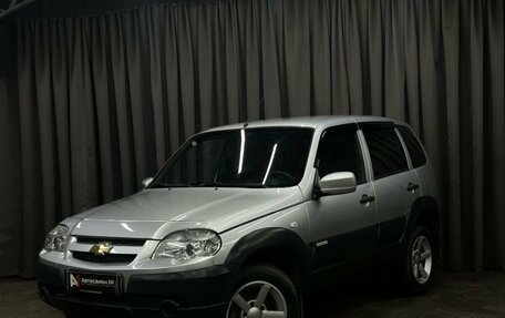 Chevrolet Niva I рестайлинг, 2013 год, 499 888 рублей, 1 фотография