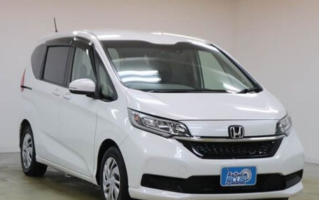 Honda Freed II, 2022 год, 1 750 000 рублей, 2 фотография