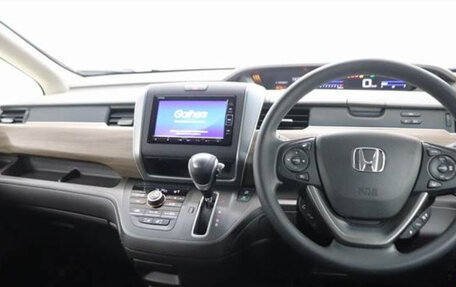 Honda Freed II, 2022 год, 1 750 000 рублей, 9 фотография