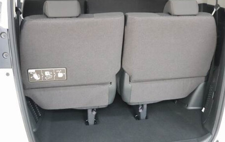 Honda Freed II, 2022 год, 1 750 000 рублей, 20 фотография