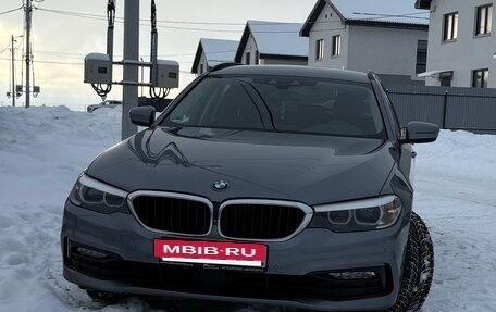 BMW 5 серия, 2018 год, 3 850 000 рублей, 2 фотография