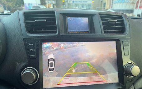 Toyota Highlander III, 2012 год, 1 900 000 рублей, 9 фотография