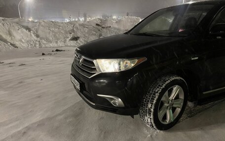 Toyota Highlander III, 2012 год, 1 900 000 рублей, 3 фотография