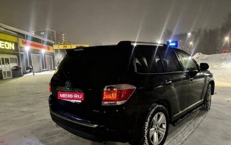 Toyota Highlander III, 2012 год, 1 900 000 рублей, 5 фотография