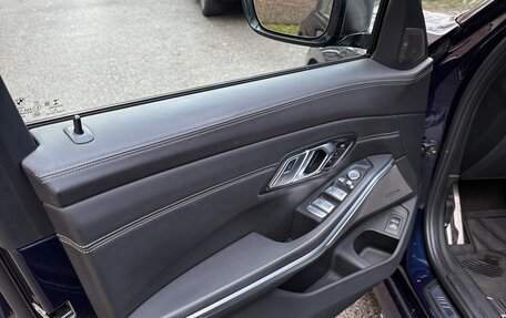 BMW 3 серия, 2020 год, 5 000 000 рублей, 16 фотография