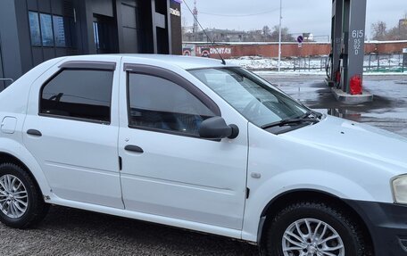 Renault Logan I, 2010 год, 330 000 рублей, 3 фотография