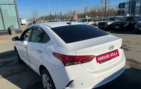 Hyundai Solaris II рестайлинг, 2022 год, 1 100 000 рублей, 3 фотография