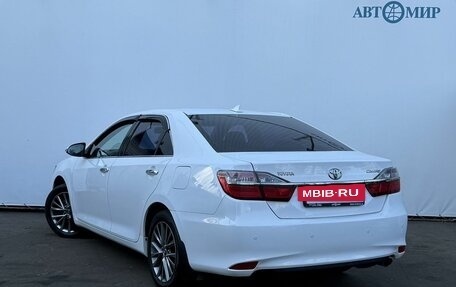 Toyota Camry, 2017 год, 2 150 800 рублей, 7 фотография