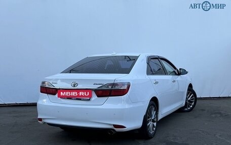 Toyota Camry, 2017 год, 2 150 800 рублей, 5 фотография