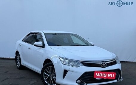Toyota Camry, 2017 год, 2 150 800 рублей, 3 фотография
