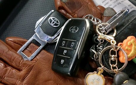 Toyota HiAce H300, 2021 год, 4 990 000 рублей, 21 фотография