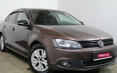 Volkswagen Jetta VI, 2014 год, 869 000 рублей, 1 фотография