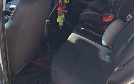 KIA Rio III рестайлинг, 2013 год, 850 000 рублей, 12 фотография