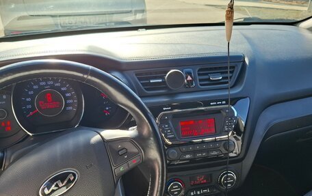 KIA Rio III рестайлинг, 2013 год, 850 000 рублей, 7 фотография