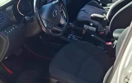 KIA Rio III рестайлинг, 2013 год, 850 000 рублей, 9 фотография