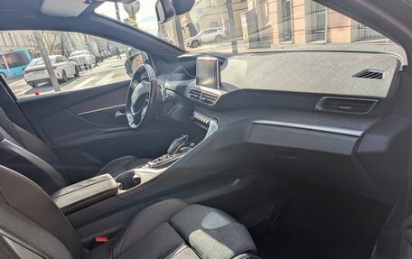 Peugeot 5008 II, 2018 год, 2 000 000 рублей, 5 фотография