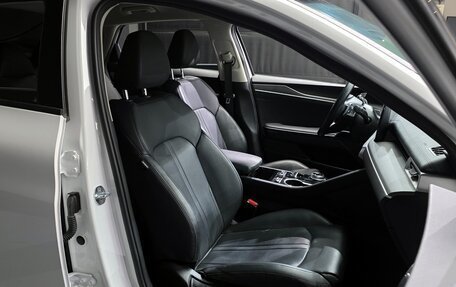 KIA K5, 2022 год, 2 080 000 рублей, 13 фотография