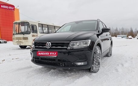 Volkswagen Tiguan II, 2020 год, 3 200 000 рублей, 1 фотография