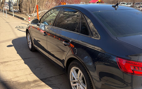 Audi A4, 2017 год, 1 780 000 рублей, 6 фотография