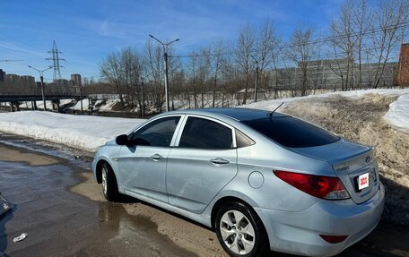 Hyundai Solaris II рестайлинг, 2012 год, 520 000 рублей, 4 фотография