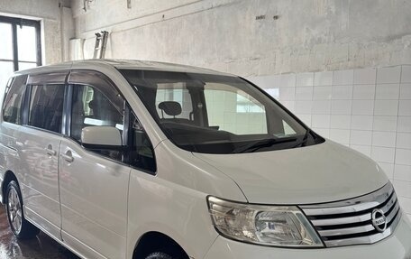 Nissan Serena III, 2005 год, 770 000 рублей, 10 фотография