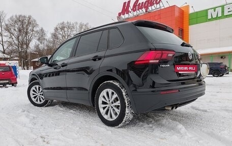 Volkswagen Tiguan II, 2020 год, 3 200 000 рублей, 5 фотография