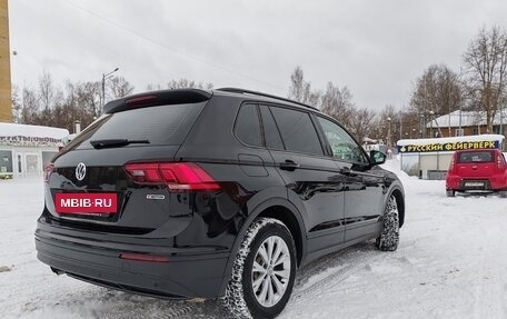 Volkswagen Tiguan II, 2020 год, 3 200 000 рублей, 6 фотография