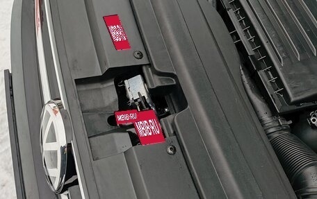 Volkswagen Tiguan II, 2020 год, 3 200 000 рублей, 24 фотография