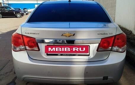 Chevrolet Cruze II, 2010 год, 650 000 рублей, 6 фотография
