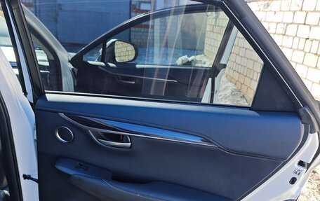 Lexus NX I, 2015 год, 3 050 000 рублей, 15 фотография