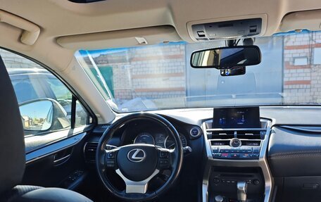 Lexus NX I, 2015 год, 3 050 000 рублей, 18 фотография