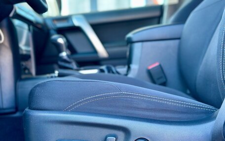 Toyota Land Cruiser Prado 150 рестайлинг 2, 2019 год, 4 099 000 рублей, 9 фотография