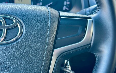 Toyota Land Cruiser Prado 150 рестайлинг 2, 2019 год, 4 099 000 рублей, 6 фотография