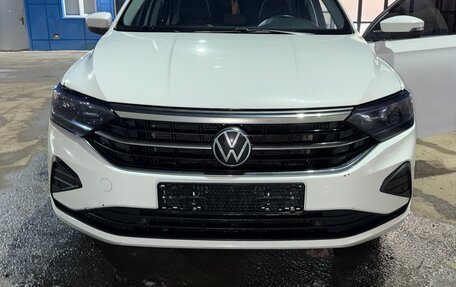 Volkswagen Polo VI (EU Market), 2022 год, 1 800 000 рублей, 2 фотография