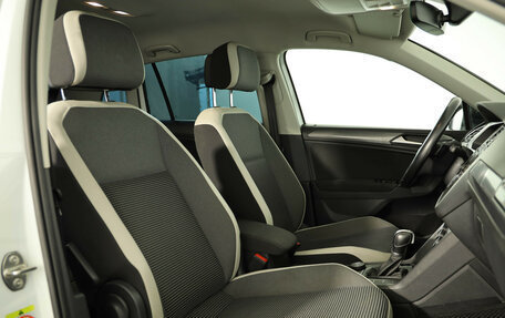 Volkswagen Tiguan II, 2018 год, 2 639 000 рублей, 8 фотография