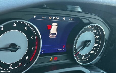 Volkswagen Touareg III, 2019 год, 4 400 000 рублей, 3 фотография