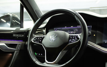 Volkswagen Touareg III, 2021 год, 4 999 000 рублей, 8 фотография