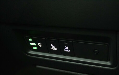 Volkswagen Touareg III, 2021 год, 4 999 000 рублей, 17 фотография