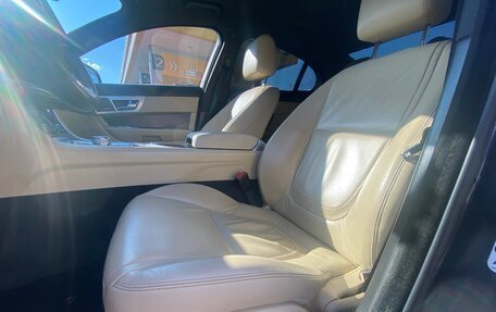 Jaguar XF I рестайлинг, 2014 год, 1 710 000 рублей, 13 фотография