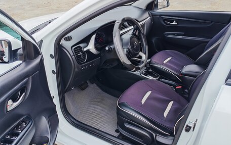 KIA Rio IV, 2021 год, 1 900 000 рублей, 5 фотография