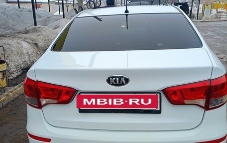 KIA Rio III рестайлинг, 2015 год, 1 050 000 рублей, 5 фотография