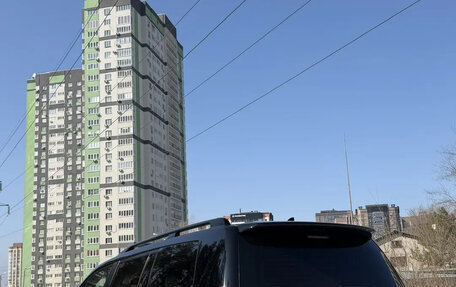 Toyota Land Cruiser 200, 2018 год, 5 900 000 рублей, 8 фотография