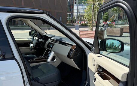 Land Rover Range Rover IV рестайлинг, 2020 год, 10 000 000 рублей, 18 фотография