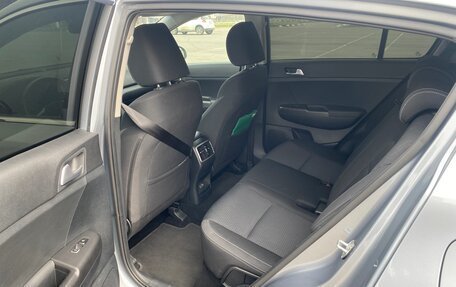 KIA Sportage IV рестайлинг, 2021 год, 2 500 000 рублей, 9 фотография